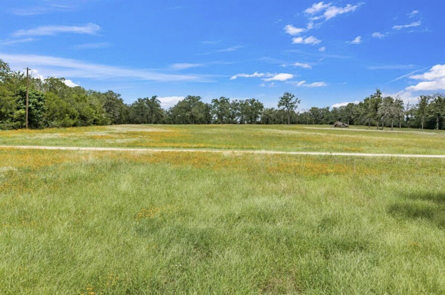 More Photos Of 3011 County Road 314, Rockdale Land For Sale