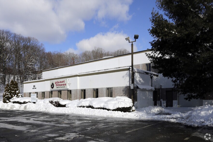 More Photos Of 26 Pearl St, Norwalk Office For Lease