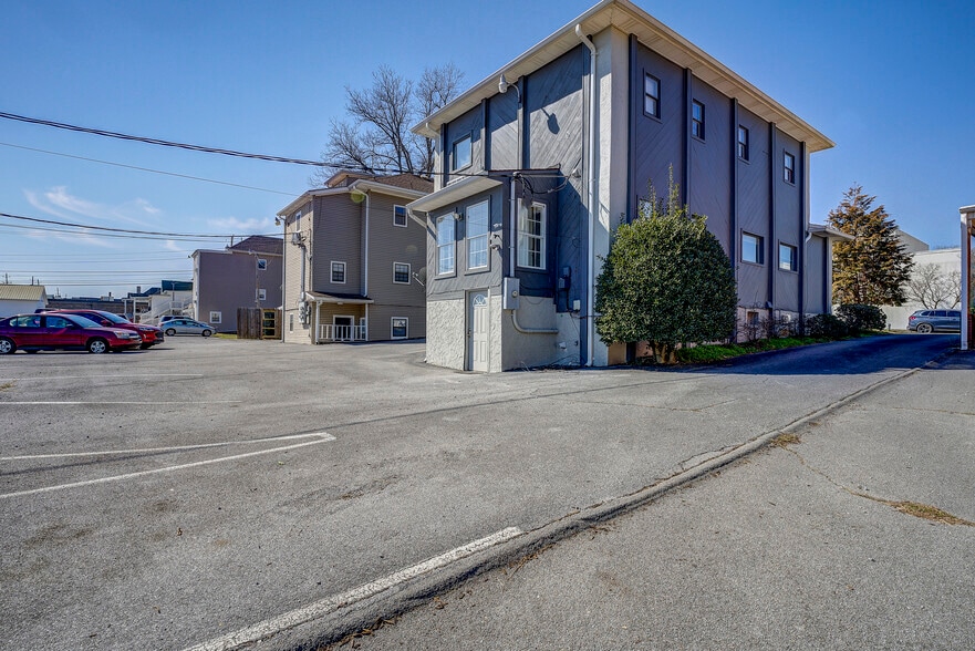 More Photos Of 200/204/206 Watauga Ave, Johnson City Apartments For Sale