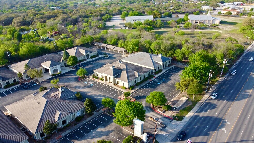 More Photos Of 9643 Huebner Rd, San Antonio Medical For Lease
