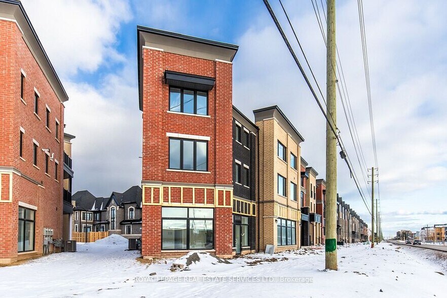 More Photos Of 3289 Sixth Line, Oakville General Retail For Lease