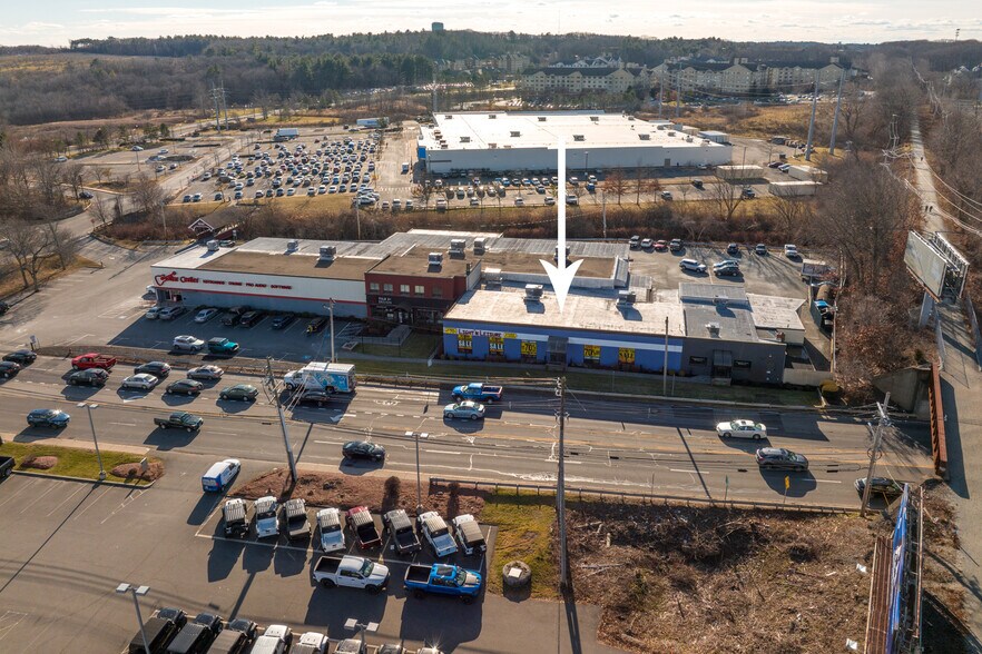 More Photos Of 120 Andover St, Danvers Freestanding For Lease