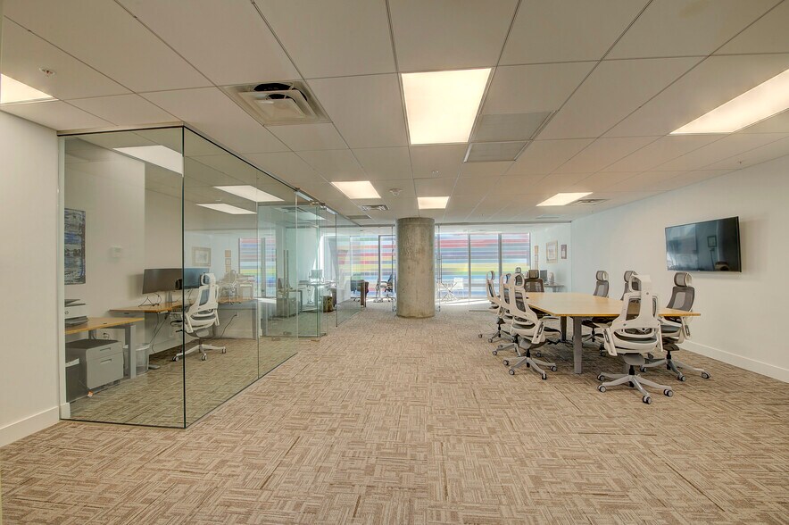 More Photos Of 25 SW 9th St, Miami Office Residential For Lease