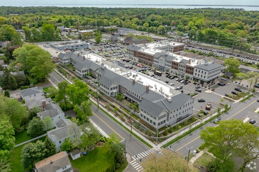 More Photos Of 102 Heights Rd, Darien Apartments For Lease