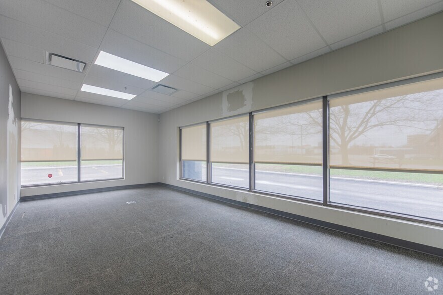 More Photos Of 50-70 Novopharm Ct, Toronto Warehouse For Sale