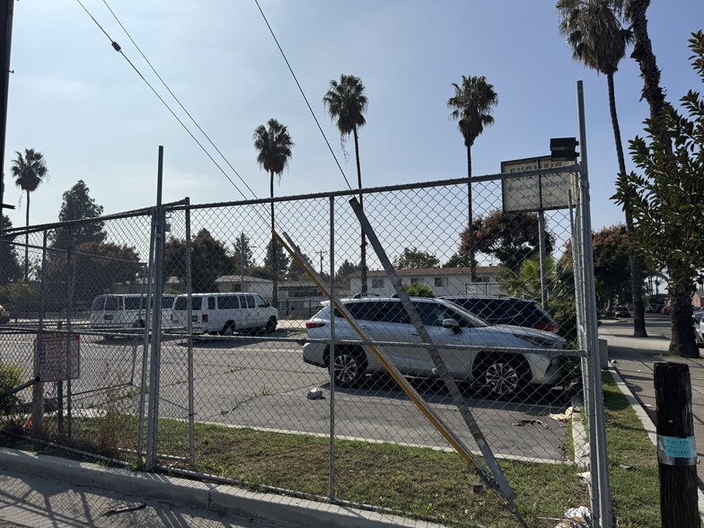 More Photos Of 2230 W Colchester Dr, Anaheim Land For Lease