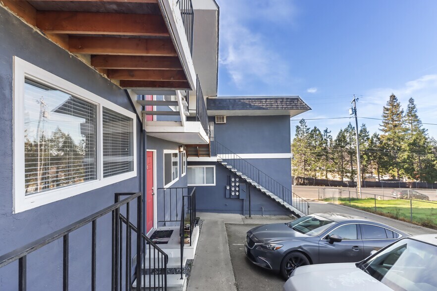 More Photos Of 163 Pleasant Ave, Auburn Apartments For Sale