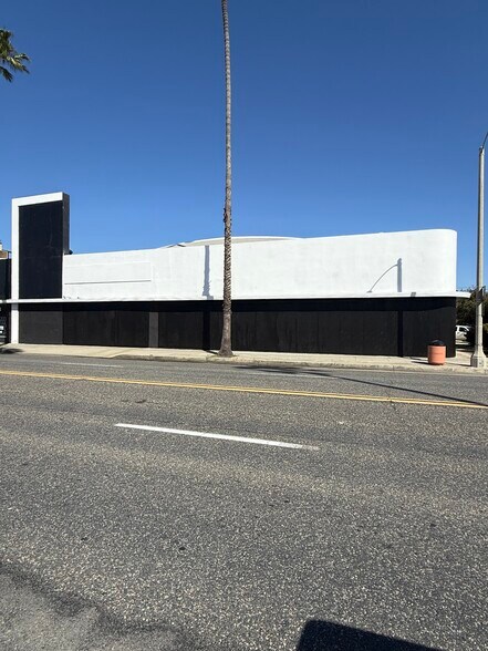 More Photos Of 116 S Coast Hwy, Oceanside Storefront For Lease
