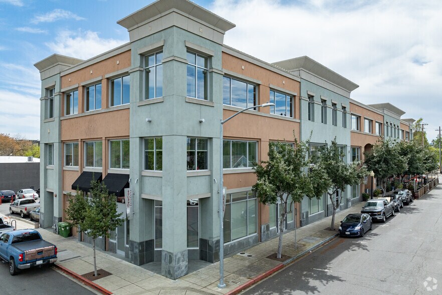 More Photos Of 1250 Main St, Napa Medical For Lease