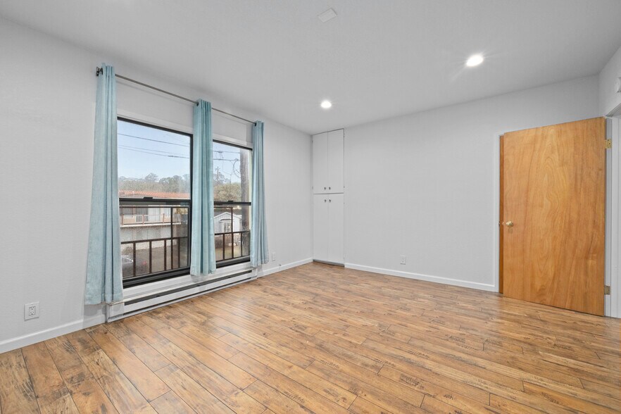 More Photos Of 136 Marina Ave, Aptos Apartments For Sale