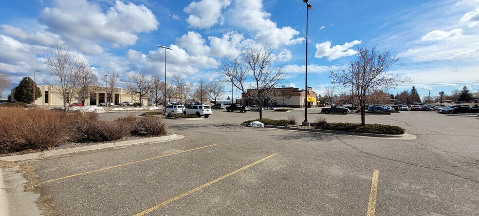 More Photos Of 3315 10th Ave S, Great Falls Restaurant For Sale