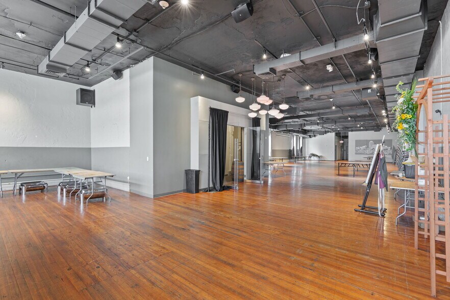 More Photos Of 812-814 W Hamilton St, Allentown Loft Creative Space For Sale
