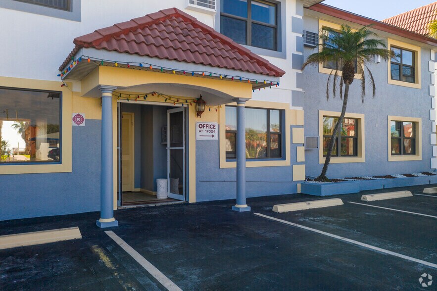 More Photos Of 17004 Gulf Blvd, North Redington Beach Hotel For Sale