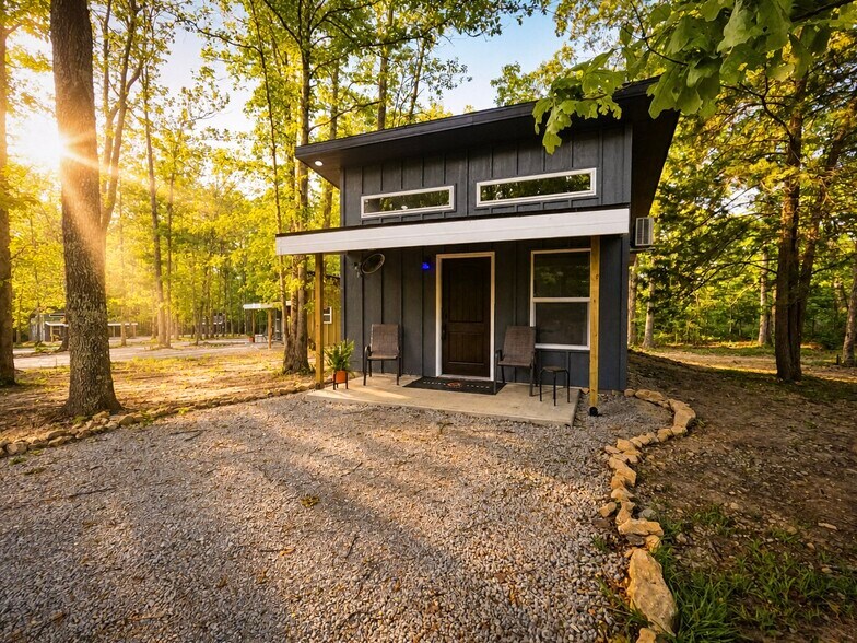 More Photos Of 3176 Summertown Hwy, Summertown Land For Sale