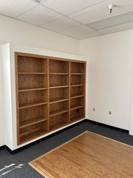 More Photos Of 1660-1690 San Pablo Ave, Pinole Medical For Lease