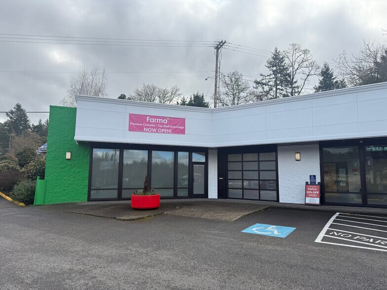 More Photos Of 5334 SW Beaverton Hillsdale Hwy, Portland General Retail For Lease