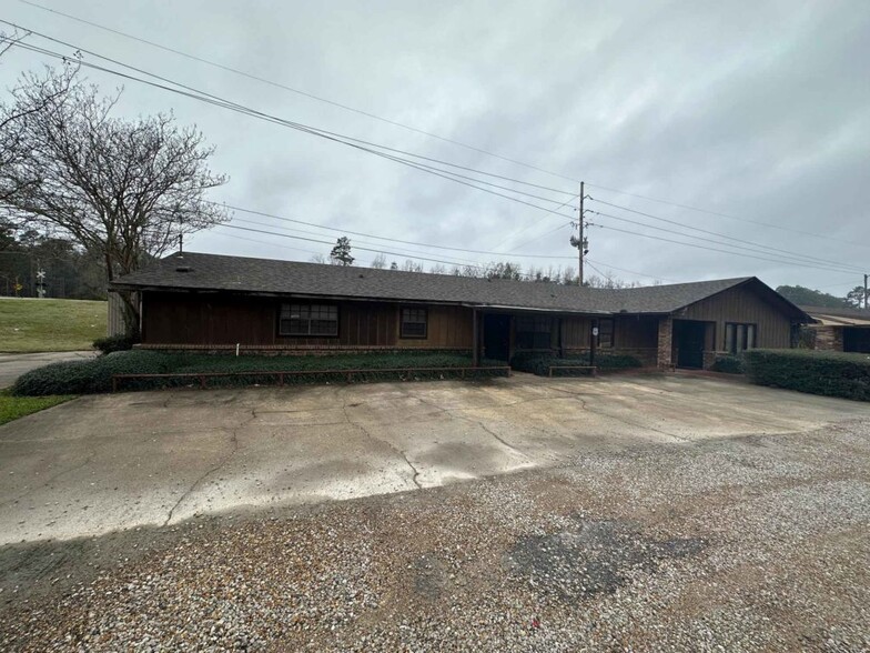 Primary Photo Of 8079 Highway 165, Columbia Office For Sale