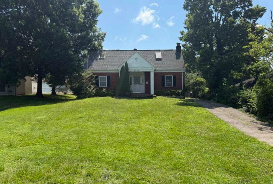 More Photos Of 9056 Montgomery Rd, Montgomery Office For Sale