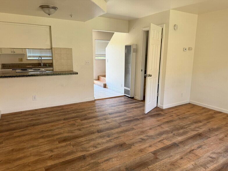 More Photos Of 1821 Hill Ave, Hayward Apartments For Sale
