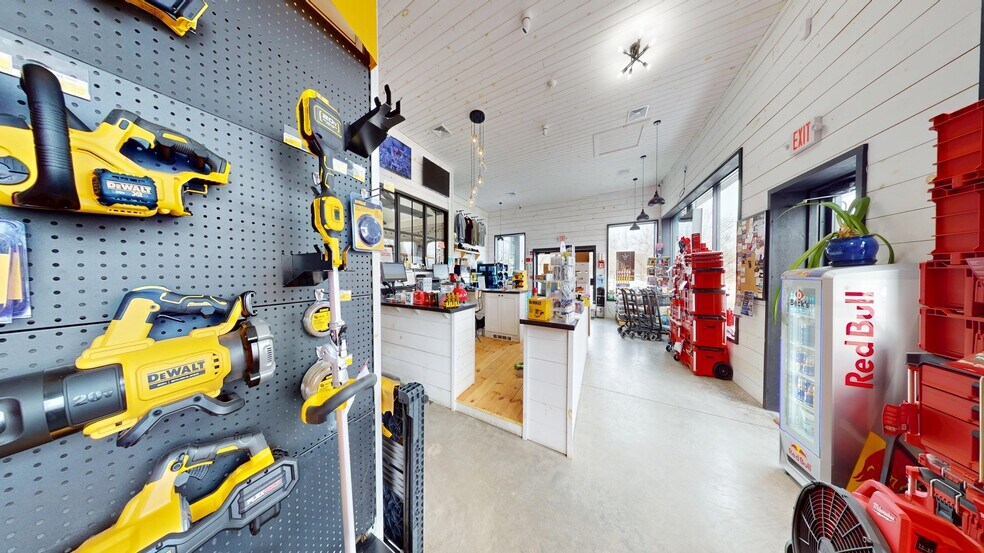 More Photos Of 4 Bona Ventura Ave, Wallkill Auto Repair For Sale