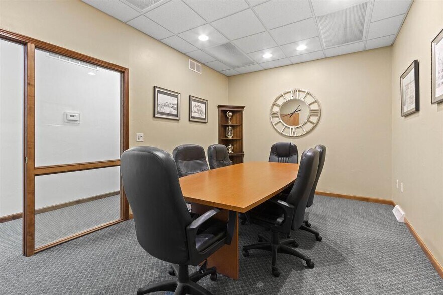 More Photos Of 2325 Verlin Rd, Green Bay Coworking Space