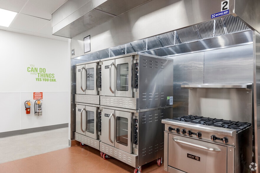 More Photos Of 7119-7129 E Shea Blvd, Scottsdale General Retail For Lease