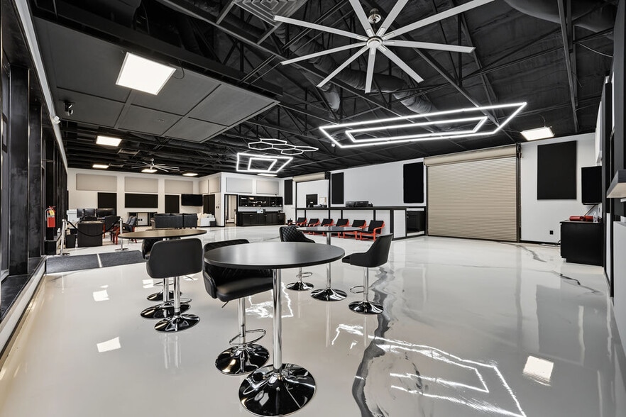 More Photos Of 957 Highway 85 S, Fayetteville Auto Dealership For Sale