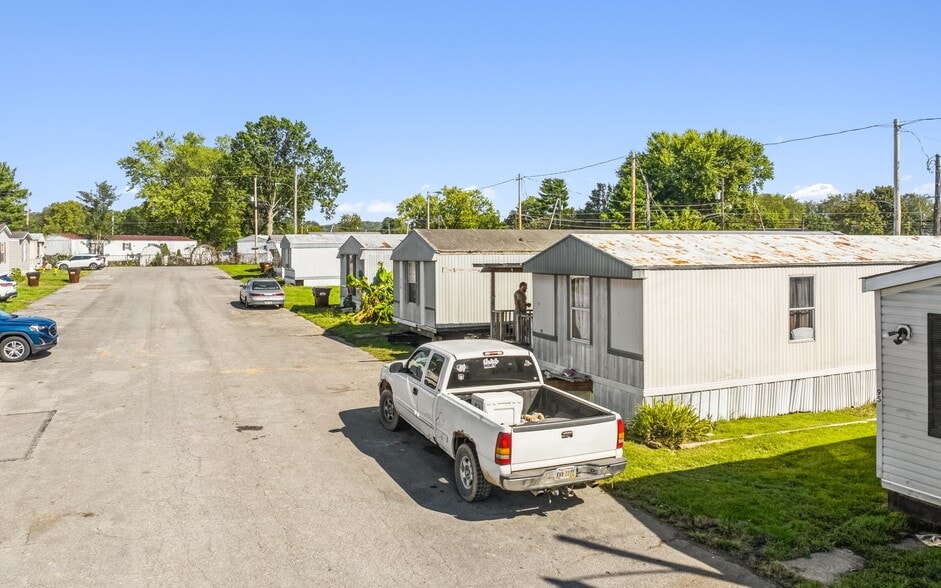 More Photos Of 7971 County Road 107, Proctorville Manufactured Housing Mobile Home Park For Sale