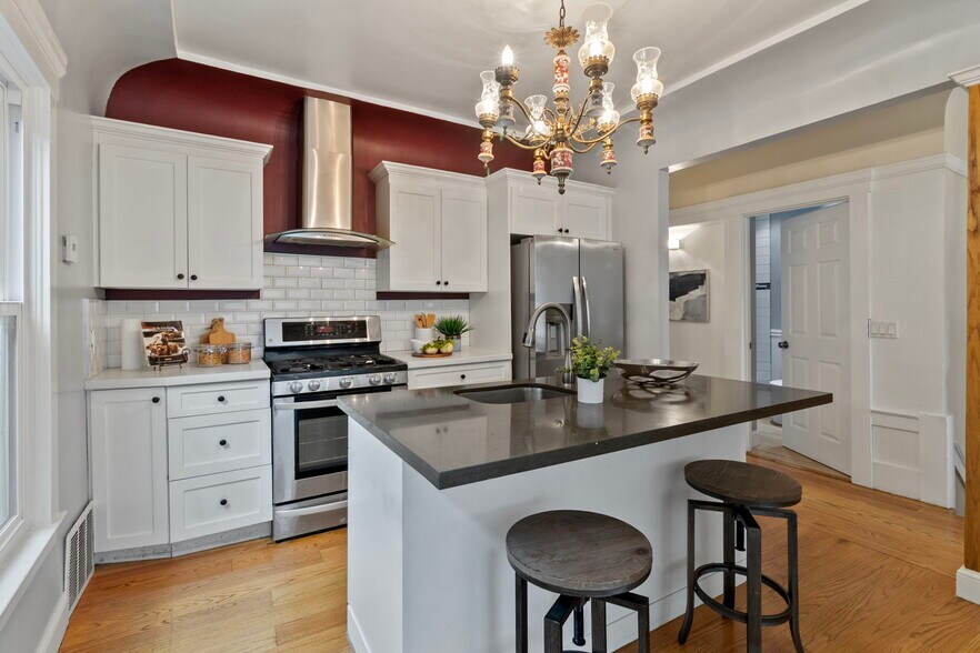 More Photos Of 3285-3287 Cesar Chavez, San Francisco Storefront Retail Residential For Sale