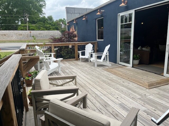 More Photos Of 4873 N Main St, Acworth Storefront For Sale