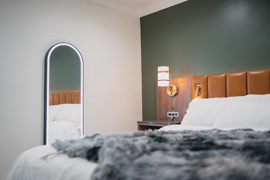 More Photos Of 1107 N Broadway, Santa Maria Hotel For Sale