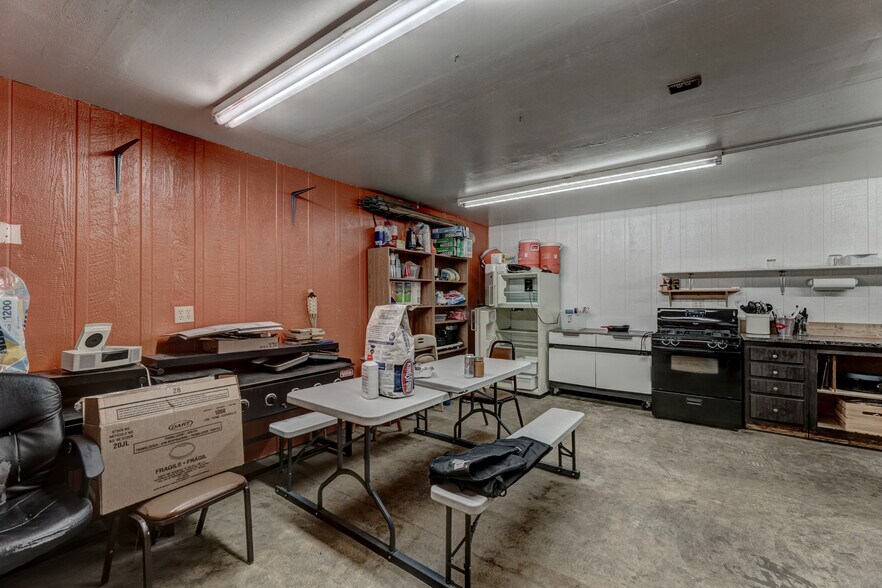 More Photos Of 1116 N 5th St, Custer Trailer Camper Park For Sale