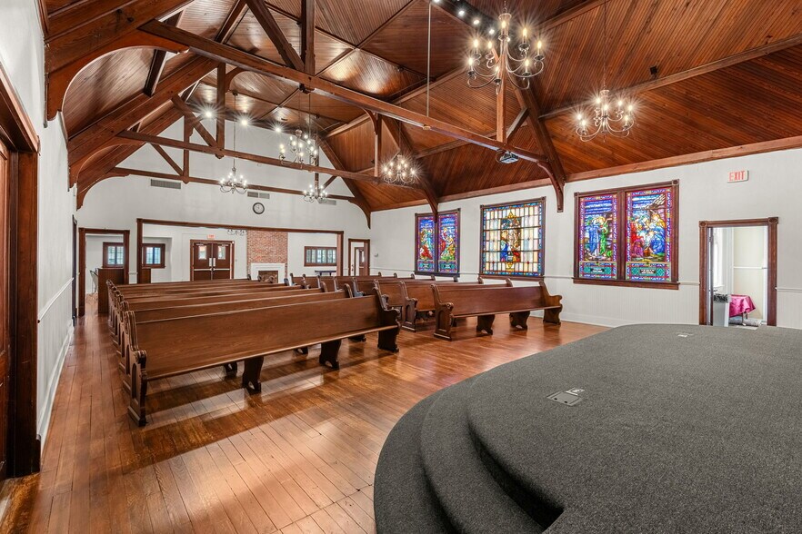 More Photos Of 1824 S Harbor City Blvd, Melbourne Religious Facility For Sale