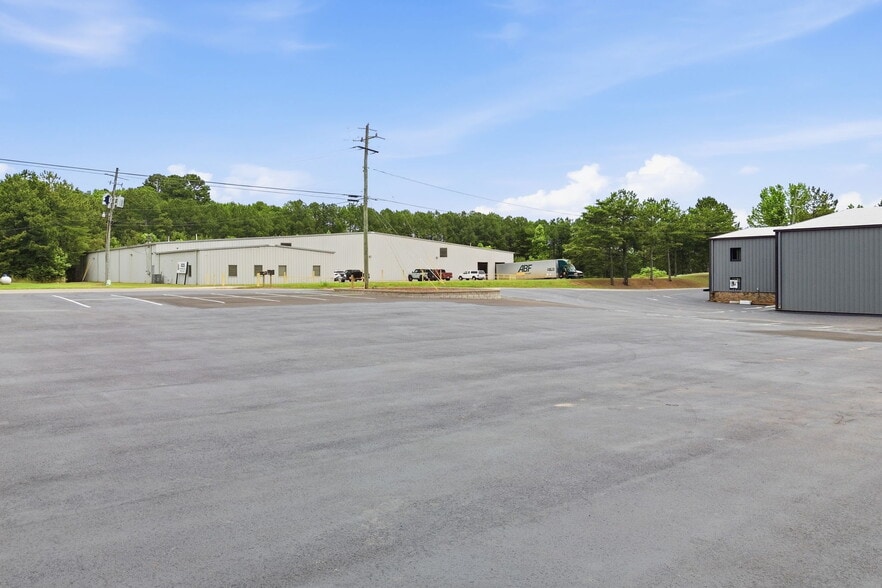 More Photos Of 120 Don Westbrook S Ave, Jasper Manufacturing For Sale