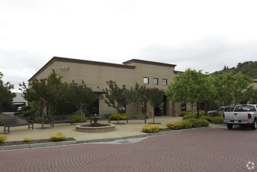 More Photos Of 4320 Redwood Hwy, San Rafael Warehouse For Sale