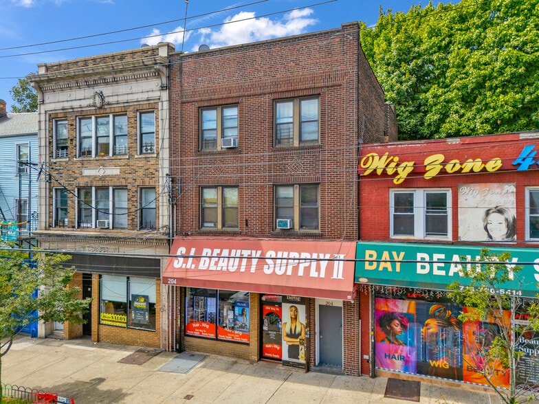 More Photos Of 204 Bay St, Staten Island Storefront Retail Residential For Sale