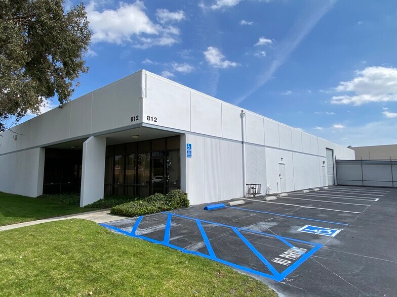 Primary Photo Of 812 W Southern Ave, Orange Manufacturing For Sale