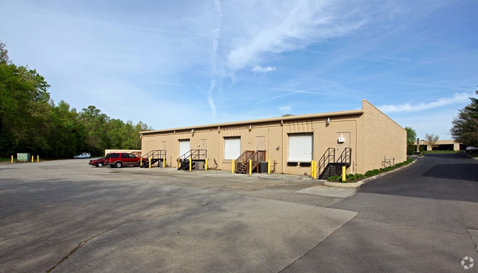More Photos Of 318 Nancy Lynn Ln, Knoxville Office For Lease