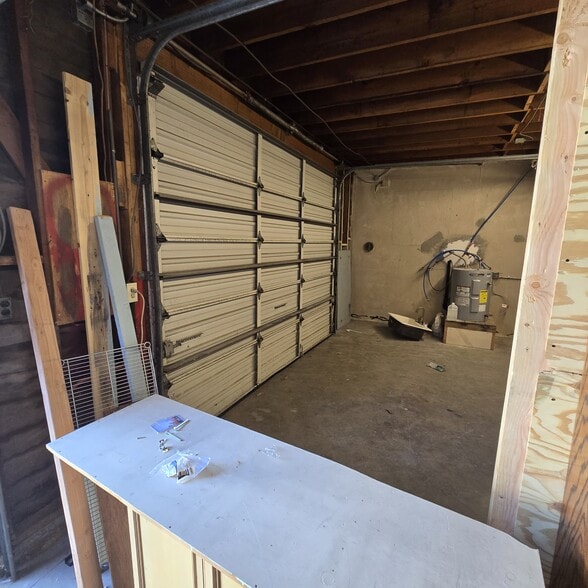 More Photos Of 15709 Bellflower Blvd, Bellflower General Retail For Sale