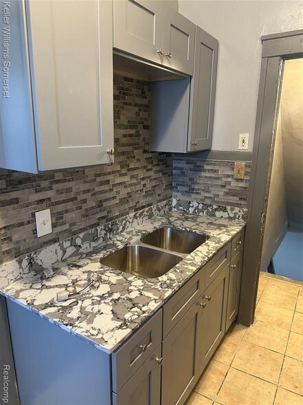 More Photos Of 1197 Virginia Park St, Detroit Apartments For Sale