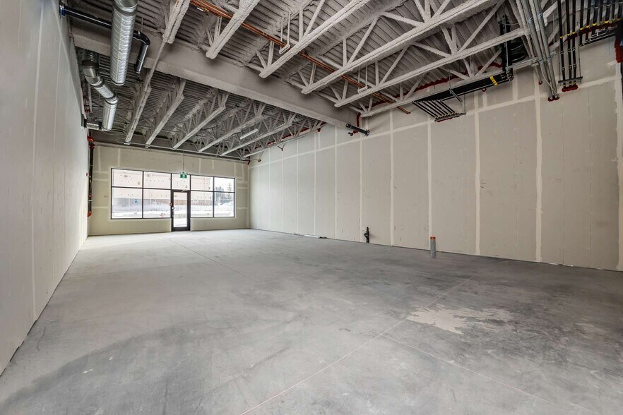 More Photos Of 14 Sioux Rd, Sherwood Park Storefront Retail Office For Lease