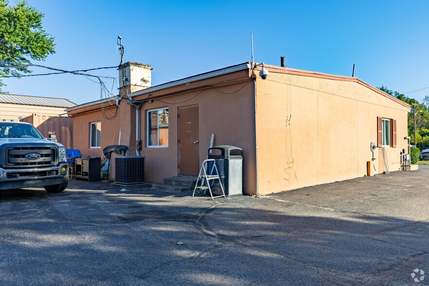 More Photos Of 7405 Forbes Rd, Cincinnati Marina For Sale