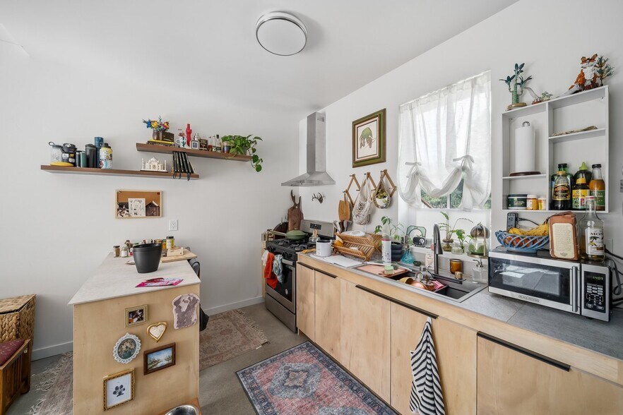 More Photos Of 3291 Rockview Pl, San Luis Obispo Apartments For Sale