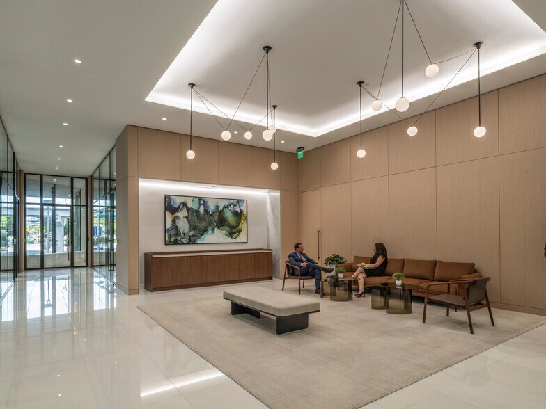 More Photos Of 2 S Biscayne Blvd, Miami Office Residential For Lease