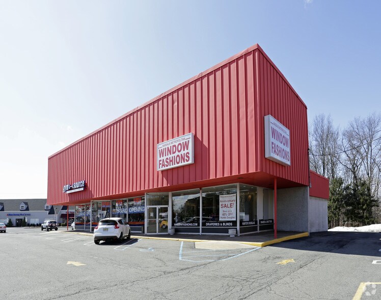 More Photos Of 799 N State Rt 17, Paramus Freestanding For Lease