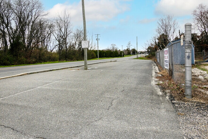 More Photos Of 344 Main Rd, Vineland Freestanding For Sale