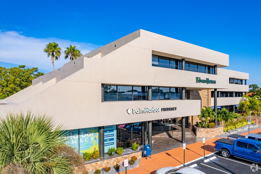 More Photos Of 34650 N US Highway 19, Palm Harbor Office For Lease