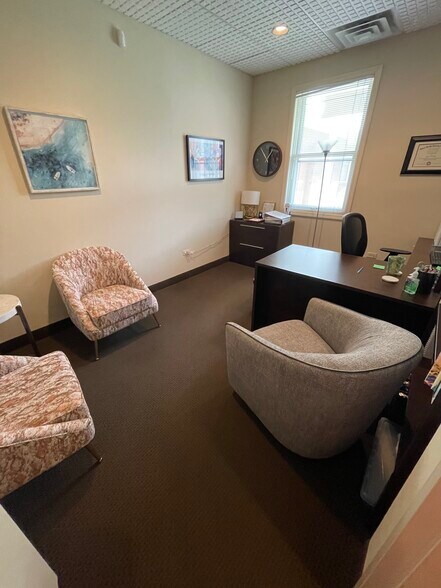 More Photos Of 256 Columbia Tpke, Florham Park Medical For Sale