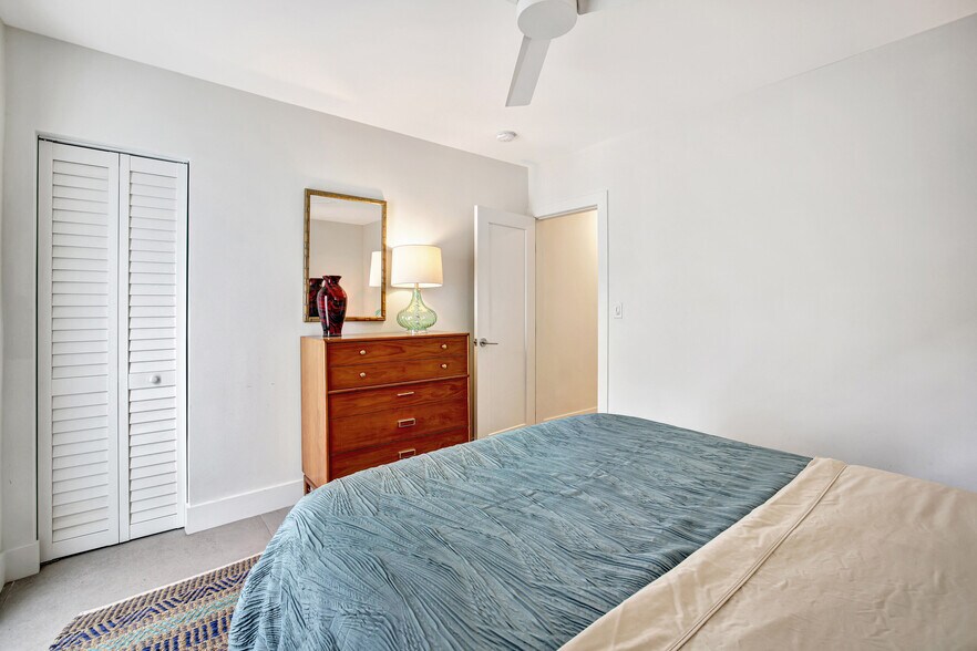 More Photos Of 625 NE 13th Ave, Fort Lauderdale Multifamily For Sale