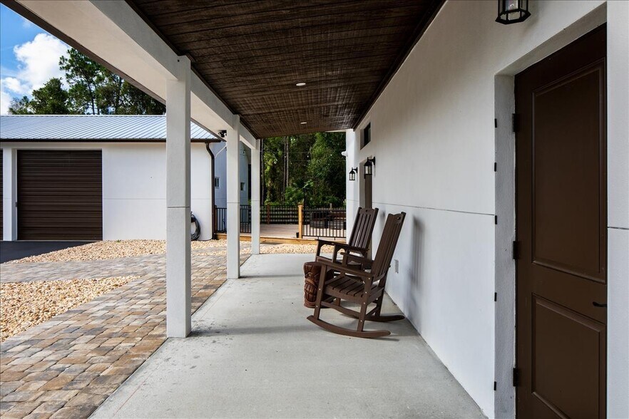 More Photos Of 10910 Ruden Rd, North Fort Myers Specialty For Sale